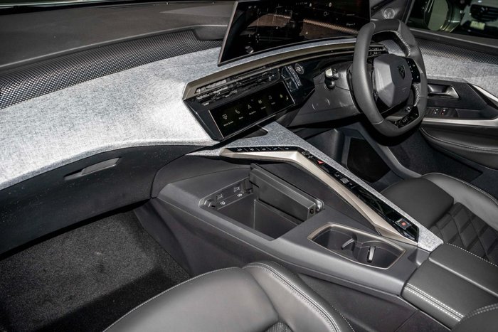 2025 Peugeot 3008 GT Premium Hybrid