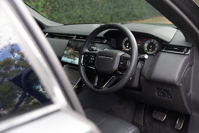 2024 Land Rover Range Rover Velar PHEV P400e Dynamic HSE