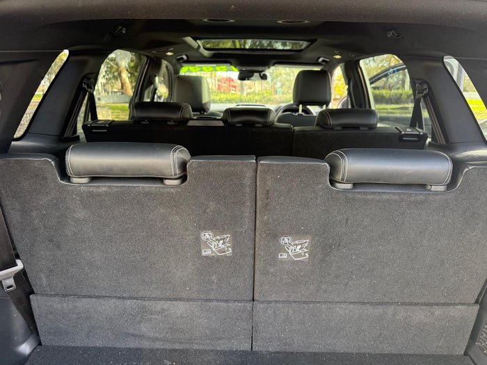 2024 Ford Everest Platinum