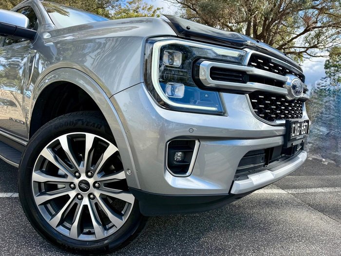 2024 Ford Everest Platinum