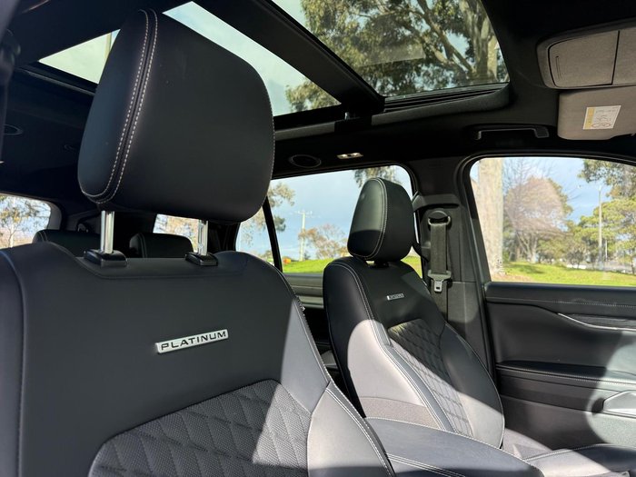 2024 Ford Everest Platinum