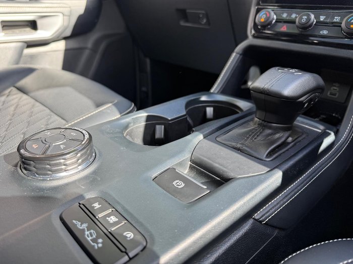 2024 Ford Everest Platinum