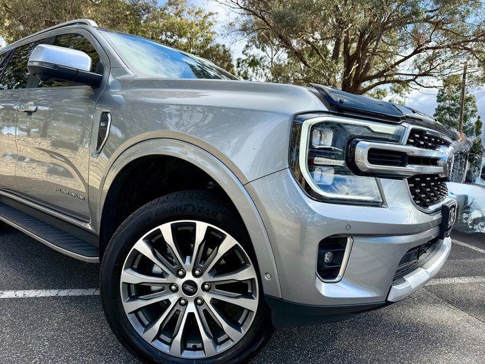 2024 Ford Everest Platinum