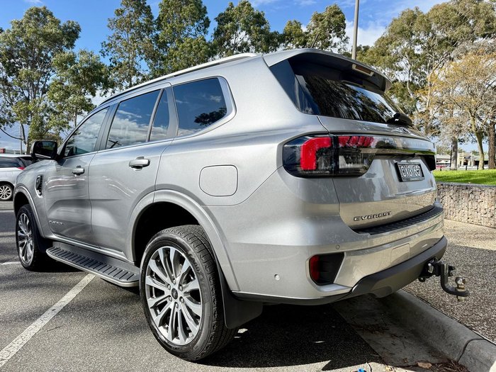 2024 Ford Everest Platinum