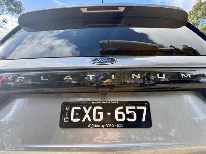 2024 Ford Everest Platinum