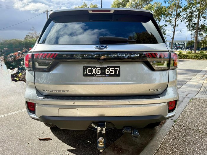 2024 Ford Everest Platinum