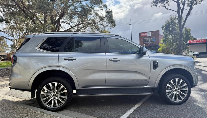 2024 Ford Everest Platinum