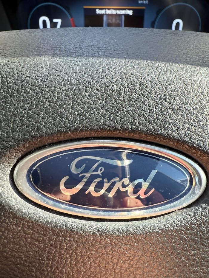 2024 Ford Everest Platinum