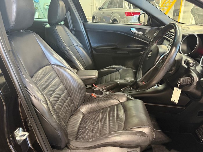 2015 Alfa Romeo Giulietta Distinctive Series 1 Alfa Black