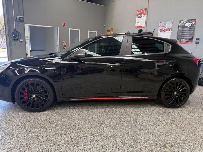 2015 Alfa Romeo Giulietta Distinctive Series 1 Alfa Black