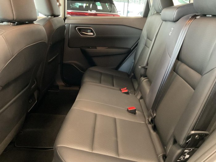 2023 Nissan X-TRAIL ST-L