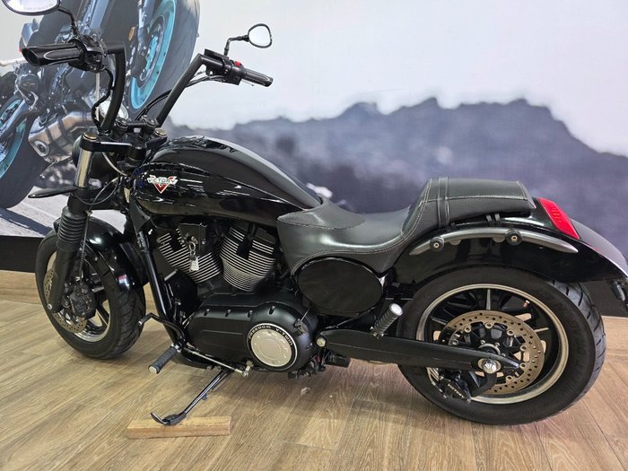 2014 VICTORY JUDGE Black