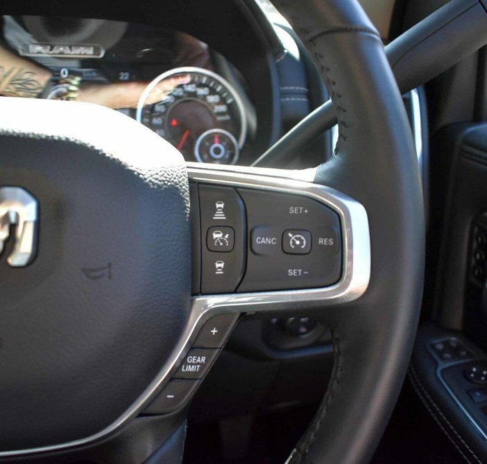 2023 RAM 2500 Laramie Rambox