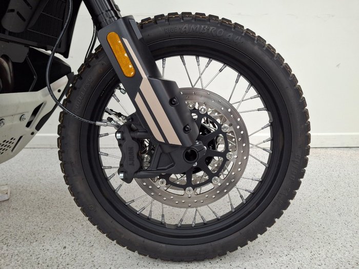 2025 CFMOTO 2025 Cf Moto 800CC 800MT-X NEBULA BLACK