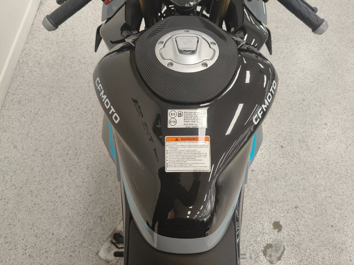 2024 CFMOTO 450 SR S grey
