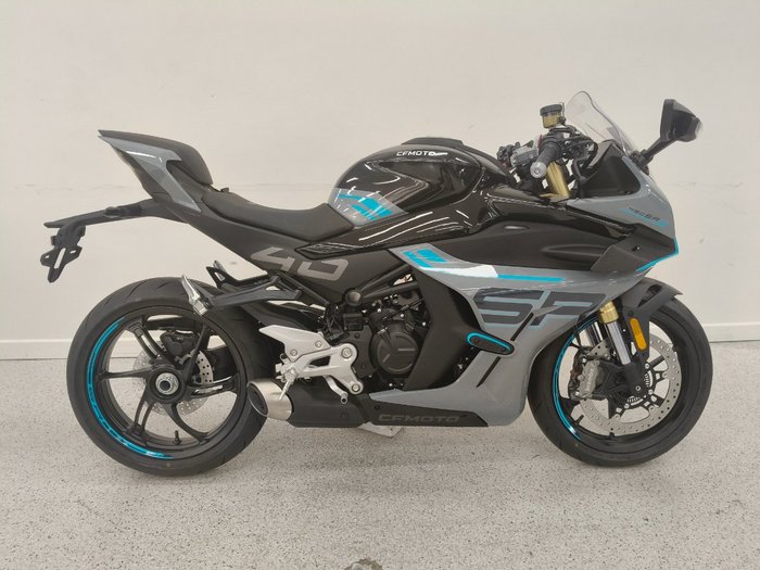 2024 CFMOTO 450 SR S grey