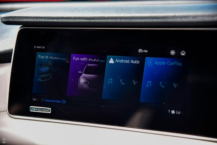 2025 Mahindra XUV700 AX7L Dazzling Silver