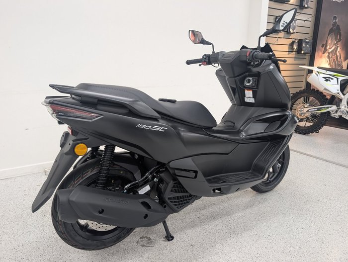 2025 CFMOTO 2025 CFMOTO 150CC 150SC Scooter ABS GEM BLACK