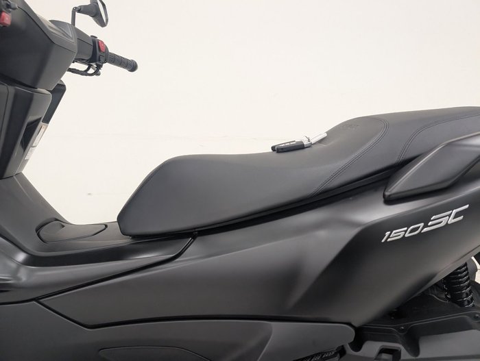 2025 CFMOTO 2025 CFMOTO 150CC 150SC Scooter ABS GEM BLACK