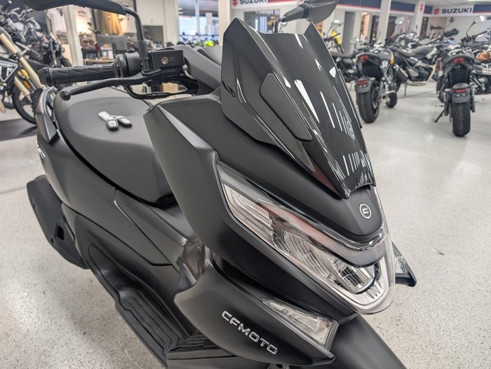 2025 CFMOTO 2025 CFMOTO 150CC 150SC Scooter ABS GEM BLACK