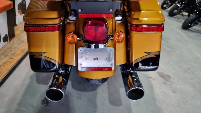 2015 Harley-davidson CVO LIMITED (ULTRA) Gold