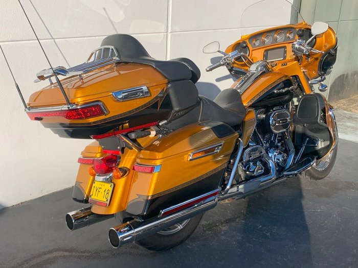 2015 Harley-davidson CVO LIMITED (ULTRA) Gold