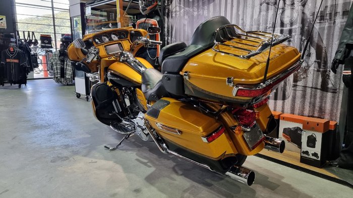 2015 Harley-davidson CVO LIMITED (ULTRA) Gold