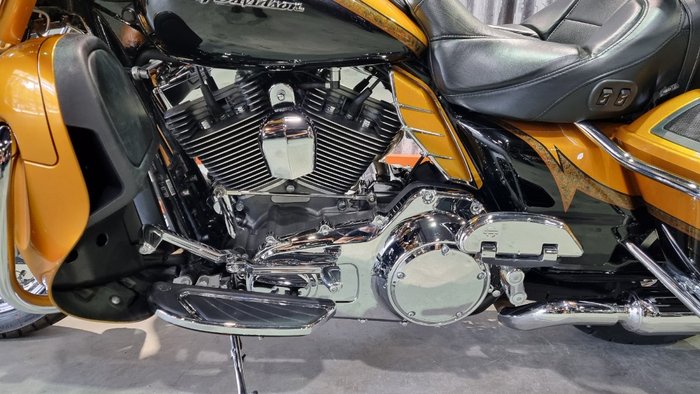 2015 Harley-davidson CVO LIMITED (ULTRA) Gold