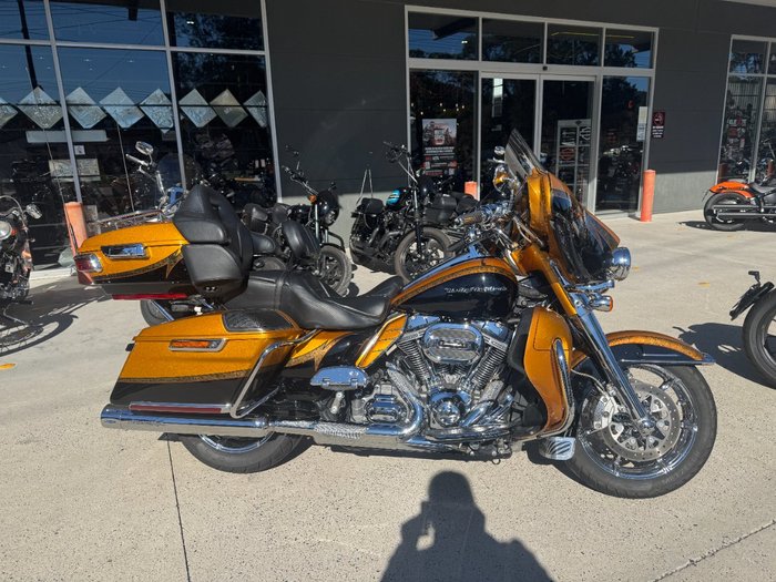 2015 Harley-davidson CVO LIMITED (ULTRA) Gold
