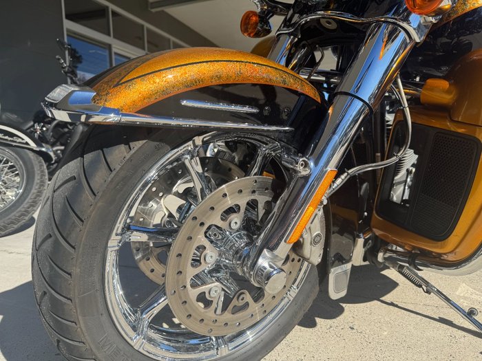 2015 Harley-davidson CVO LIMITED (ULTRA) Gold