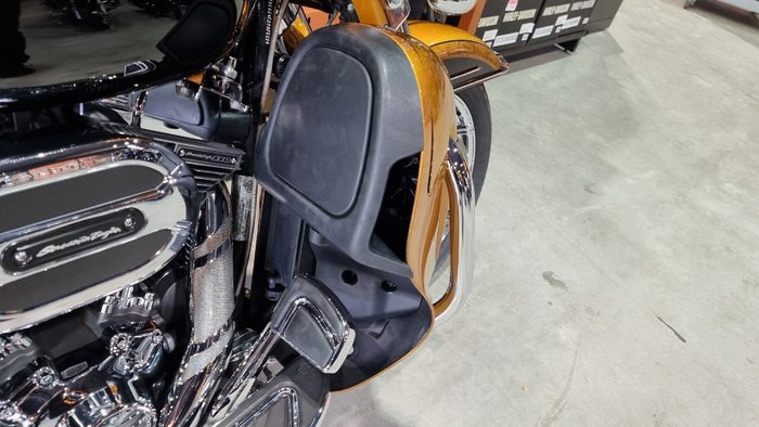 2015 Harley-davidson CVO LIMITED (ULTRA) Gold