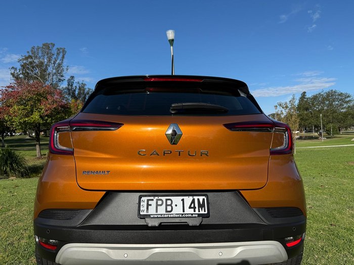 2021 Renault Captur Zen XJB Atacama Orange