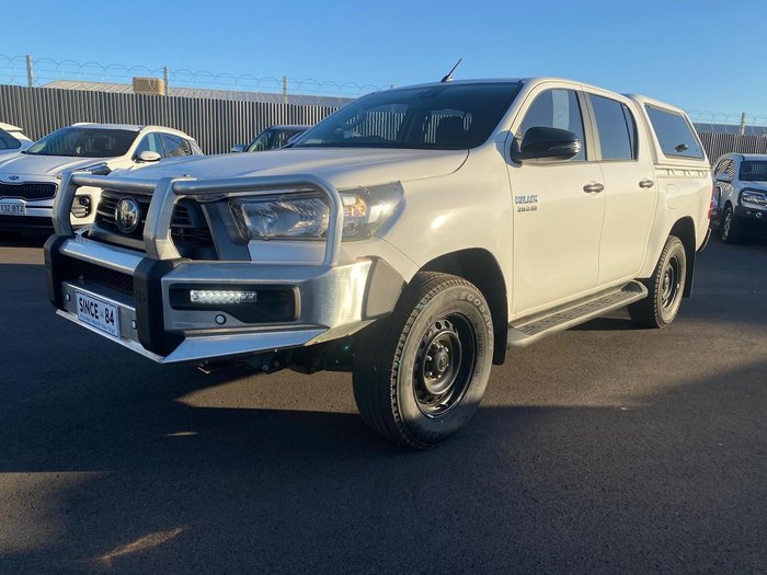 2021 Toyota Hilux SR