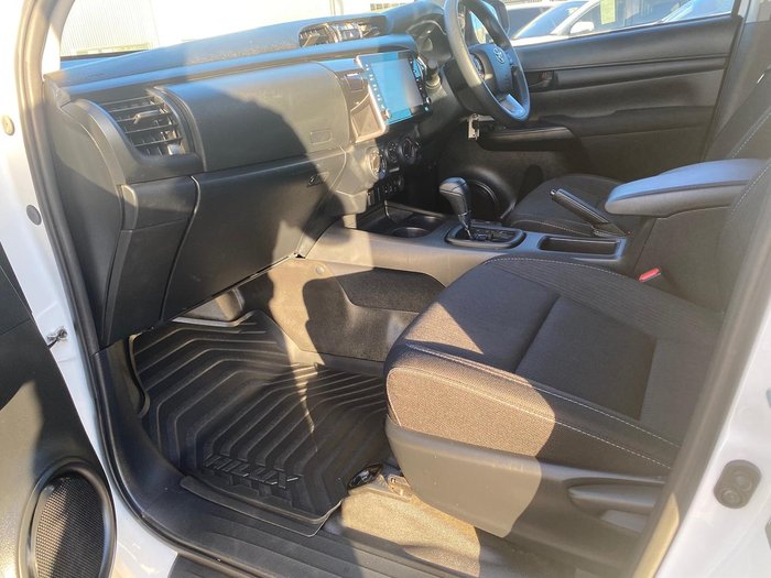 2021 Toyota Hilux SR