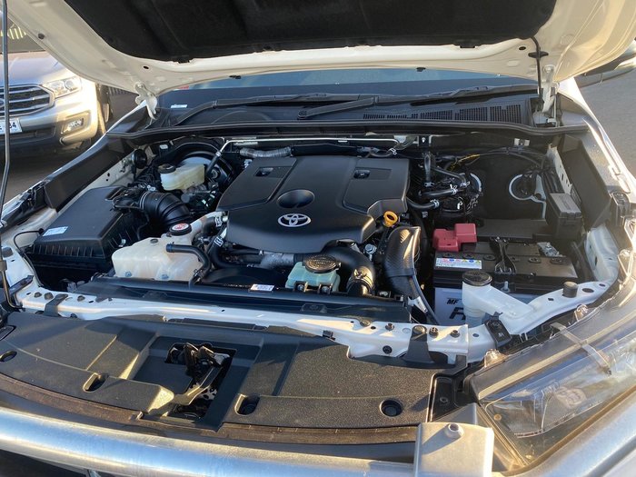 2021 Toyota Hilux SR