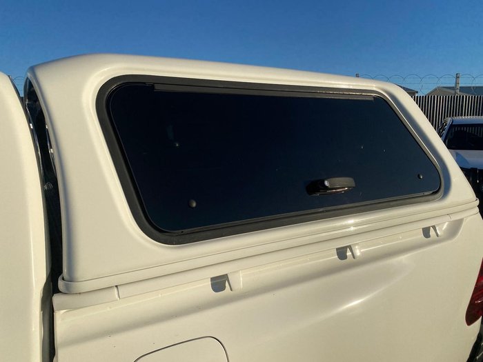 2021 Toyota Hilux SR