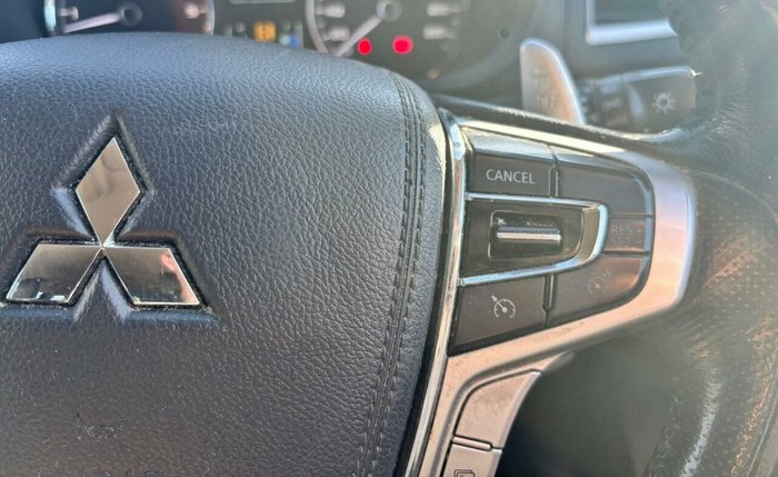 2017 Mitsubishi Pajero Sport GLS
