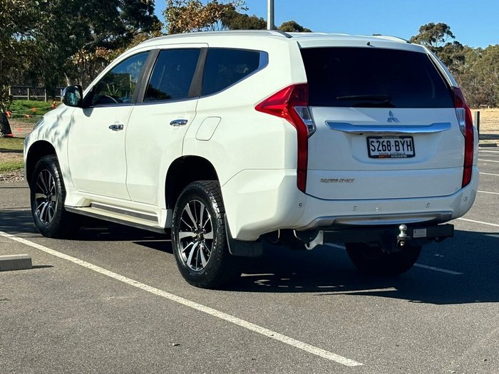 2017 Mitsubishi Pajero Sport GLS