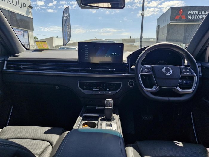 2024 SsangYong Rexton Adventure