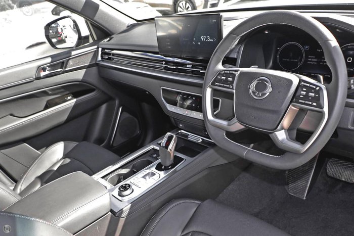 2023 SsangYong Rexton Adventure
