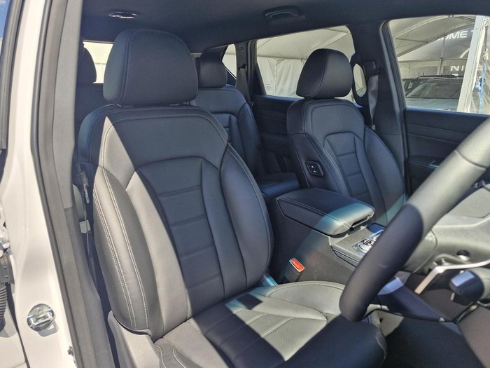 2024 SsangYong Rexton Adventure Y461 MY24 4X4 Dual Range Grand White