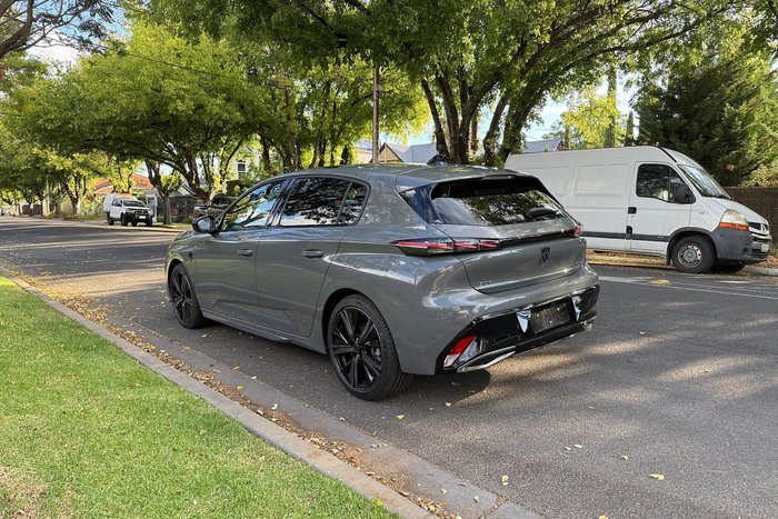 2024 Peugeot 308 GT Hybrid