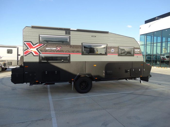 2025 JB Caravans Gator X Family Fd 18' (2 X Bunk)