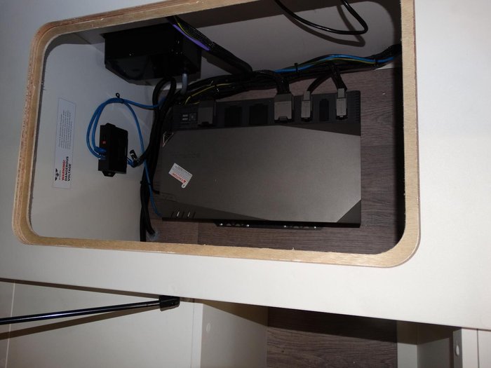 2025 JB Caravans Gator X Family Fd 18' (2 X Bunk)