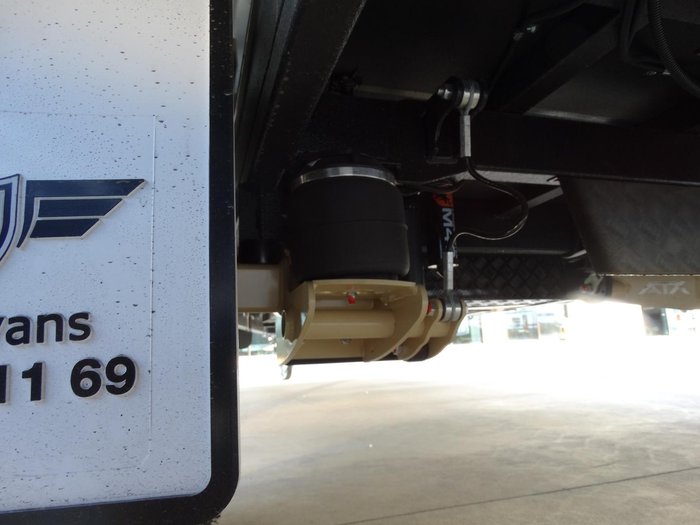 2025 JB Caravans Gator X Family Fd 18' (2 X Bunk)