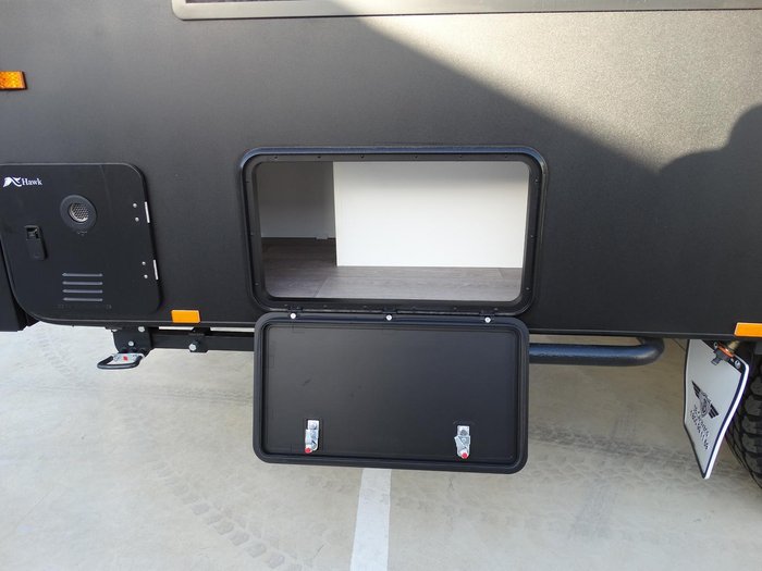 2025 JB Caravans Gator X Family Fd 18' (2 X Bunk)