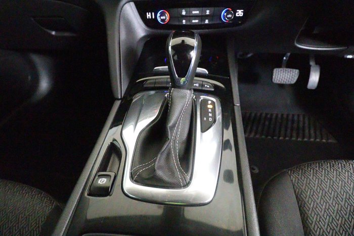 2019 Holden Commodore LT