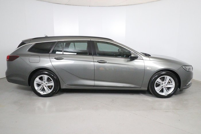 2019 Holden Commodore LT