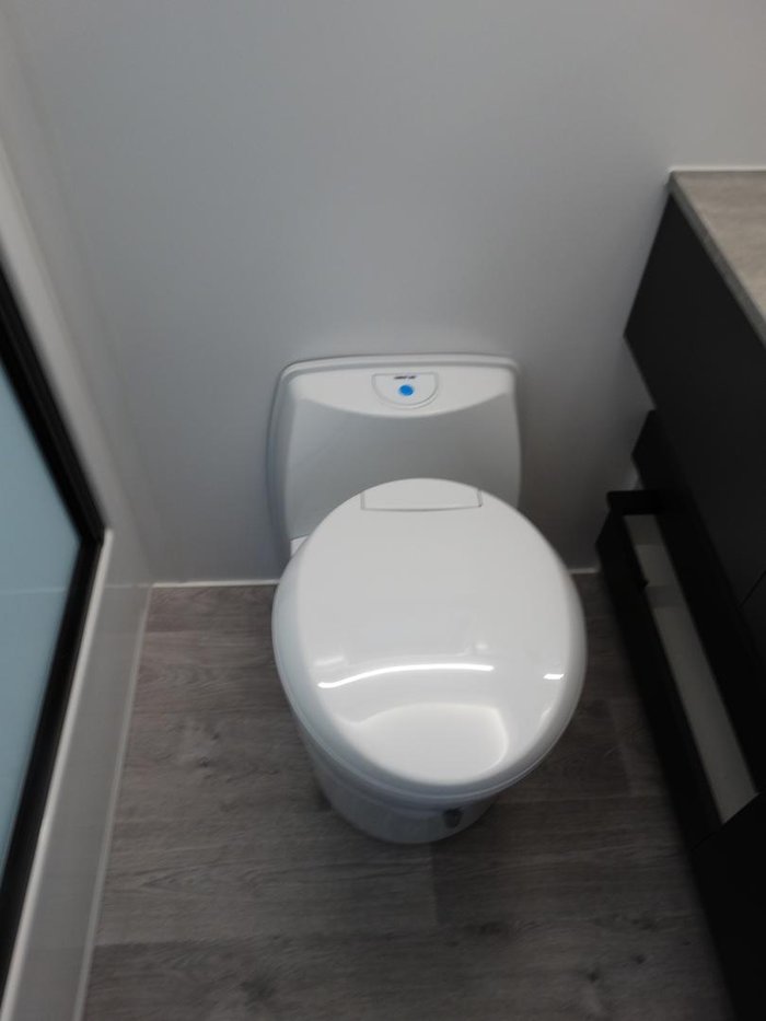 2025 New Age Caravans Road Owl Ro19be Adventurer (2 X Bunk)