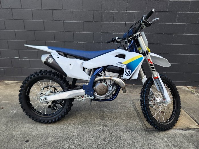 2025 HUSQVARNA 2025 HUSQVARNA 350CC FC3550 WHITE
